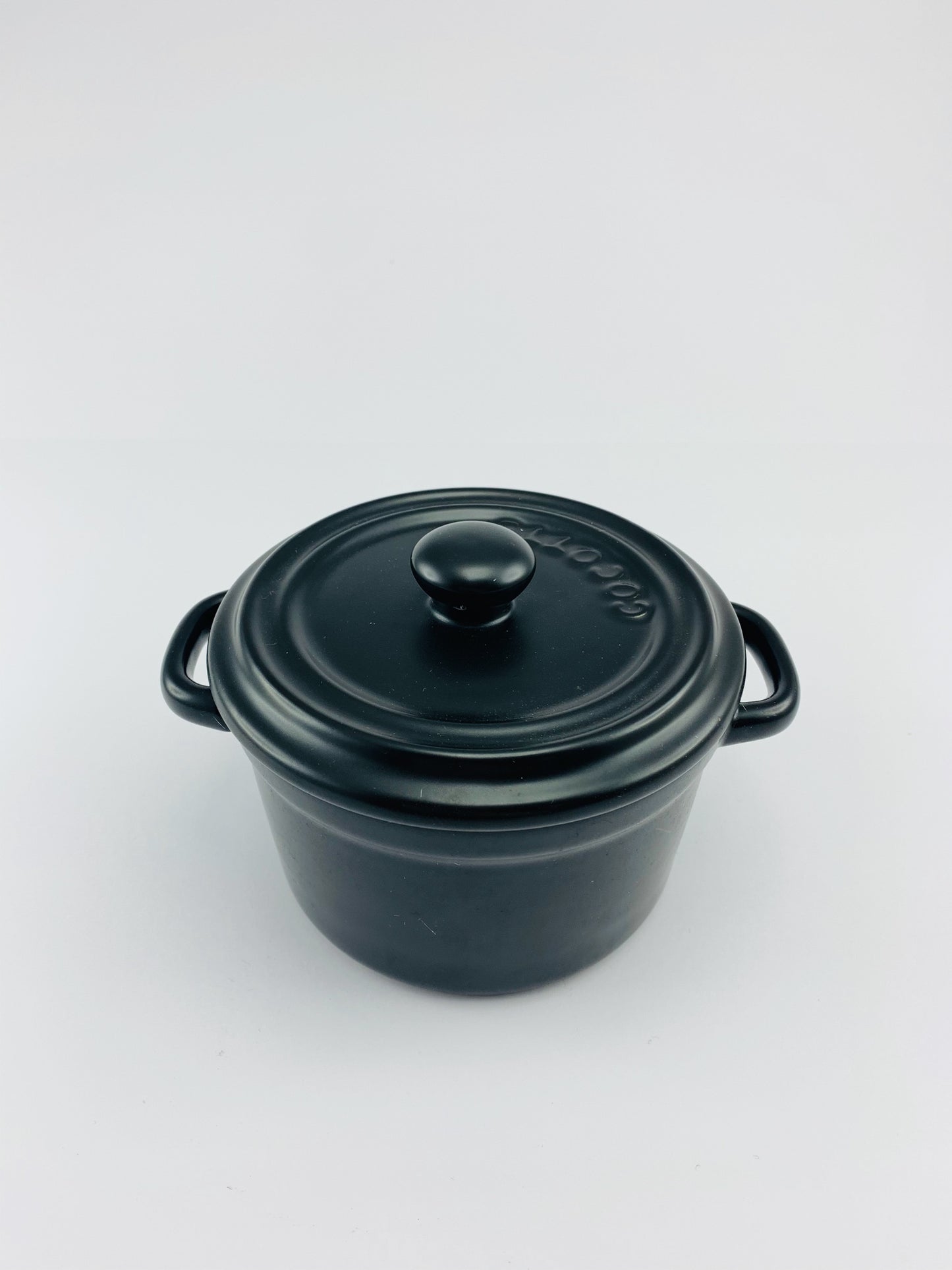 Small Porcelain Casserole - Gifts by Art Tree